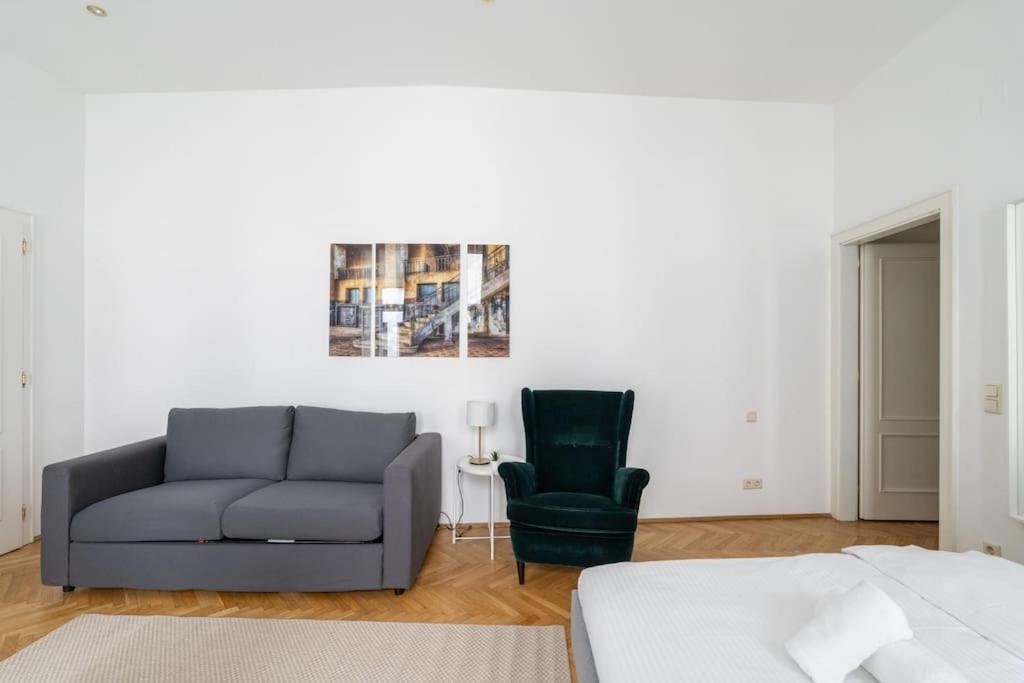 Historic Heart Apartment Bécs Kültér fotó